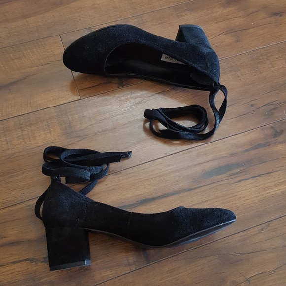Steve Madden Black‎ Suede Ankle Wrap Pointed Toe Block Heel Pumps - Picture 3 of 7